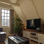 Storestay Damsquare Gæstehus 3*